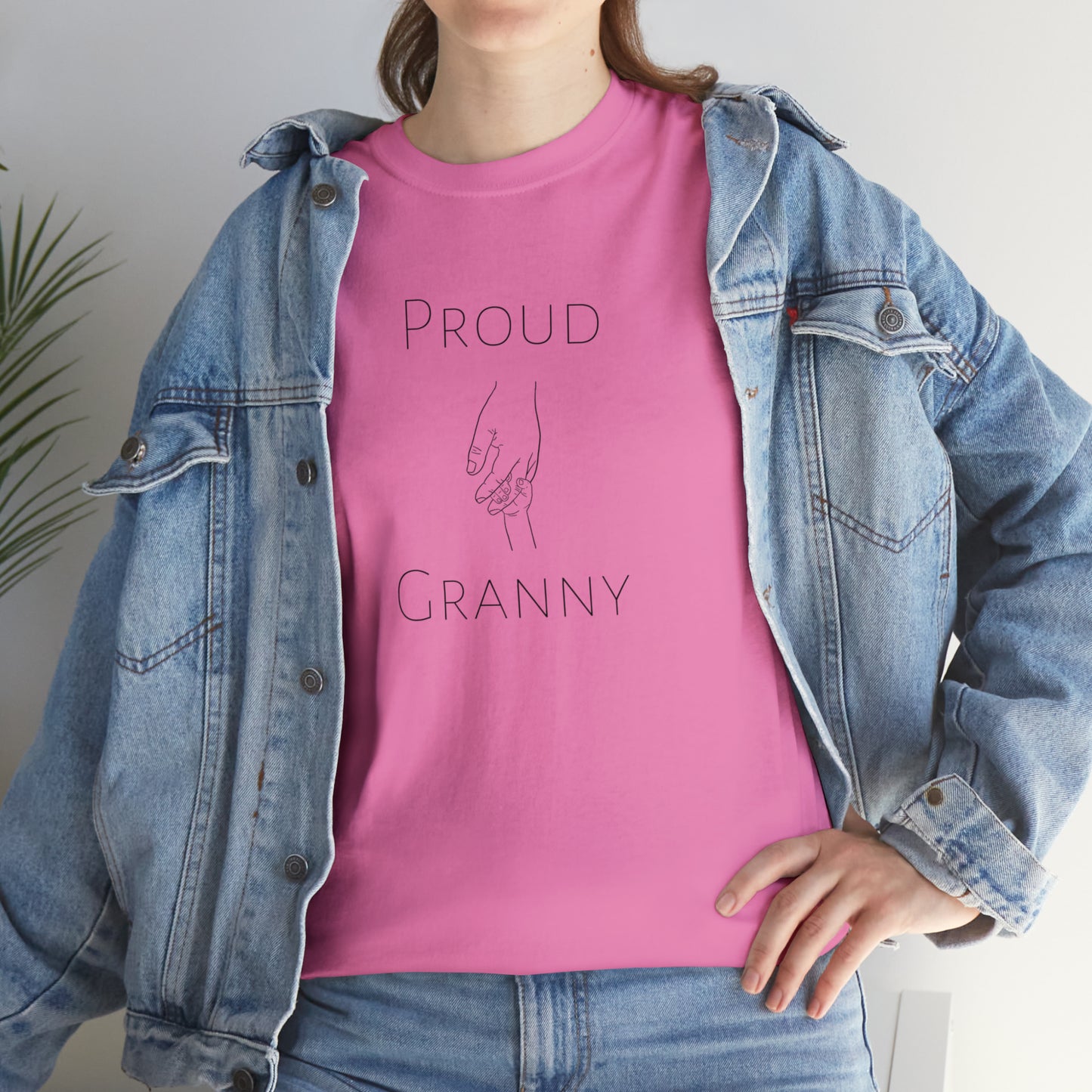 "Proud Granny" T-Shirt - Weave Got Gifts - Unique Gifts You Won’t Find Anywhere Else!