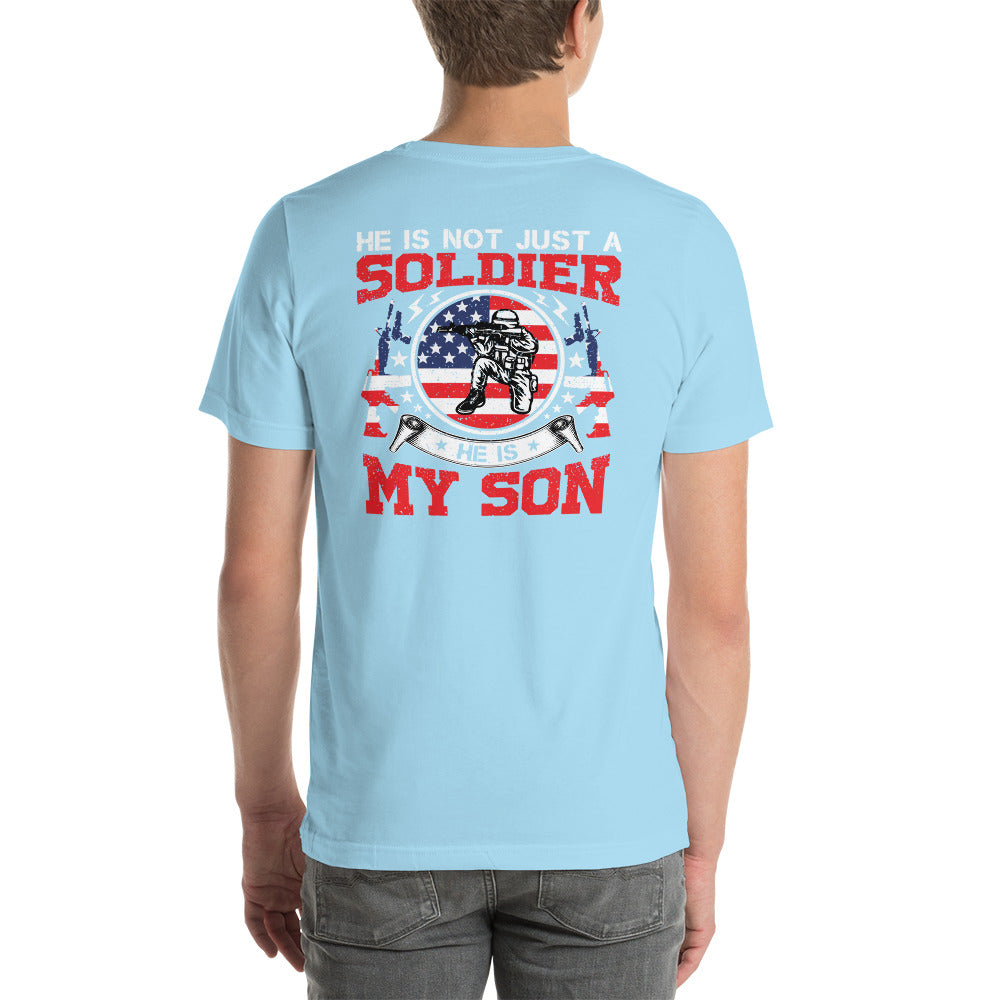 Proud dad of a soldier t-shirt for military families