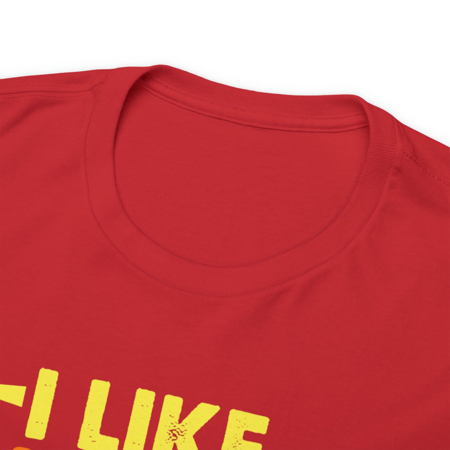 "I Like Hunting & Maybe 3 People" T-Shirt - Weave Got Gifts - Unique Gifts You Won’t Find Anywhere Else!