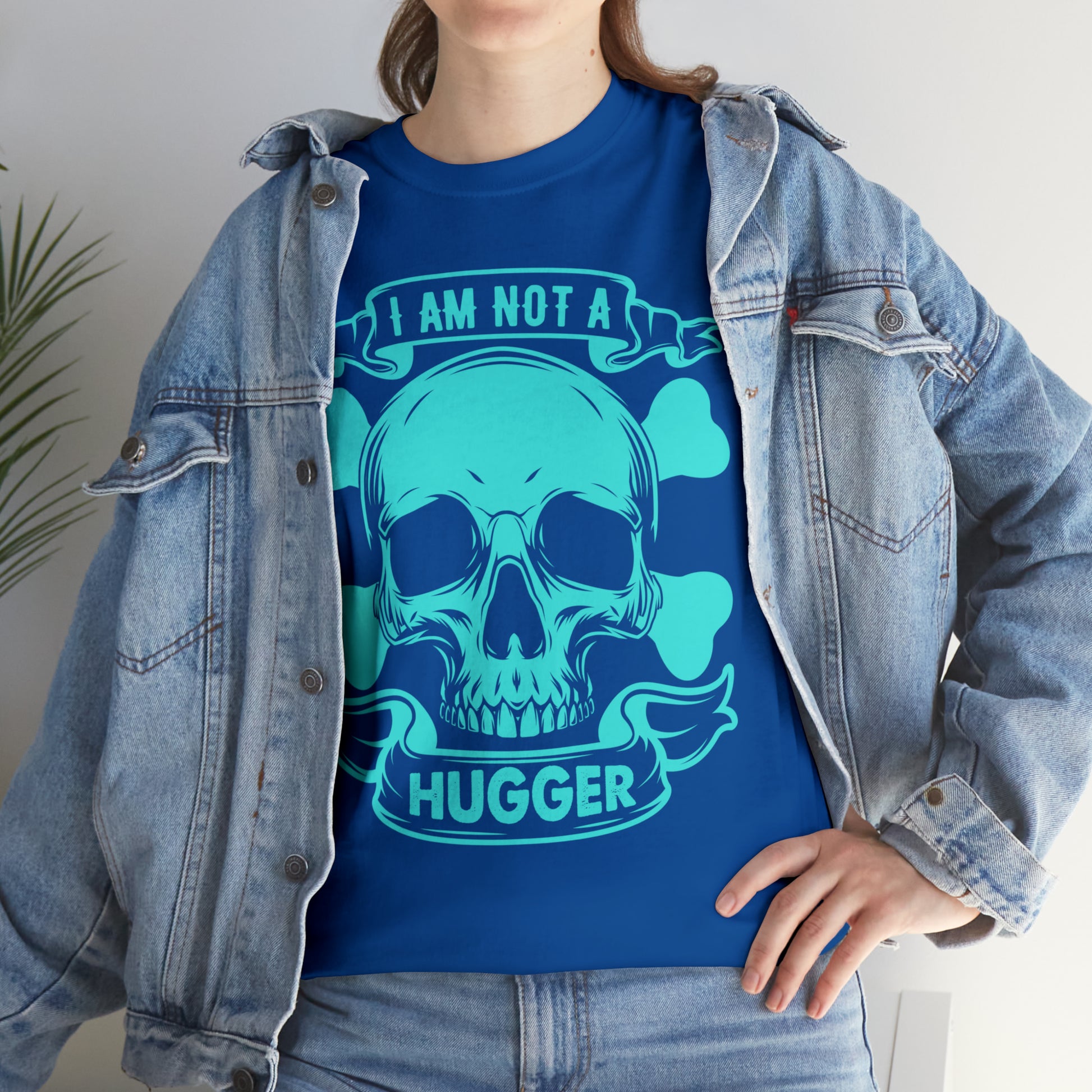 "I Am Not A Hugger" T-Shirt - Weave Got Gifts - Unique Gifts You Won’t Find Anywhere Else!
