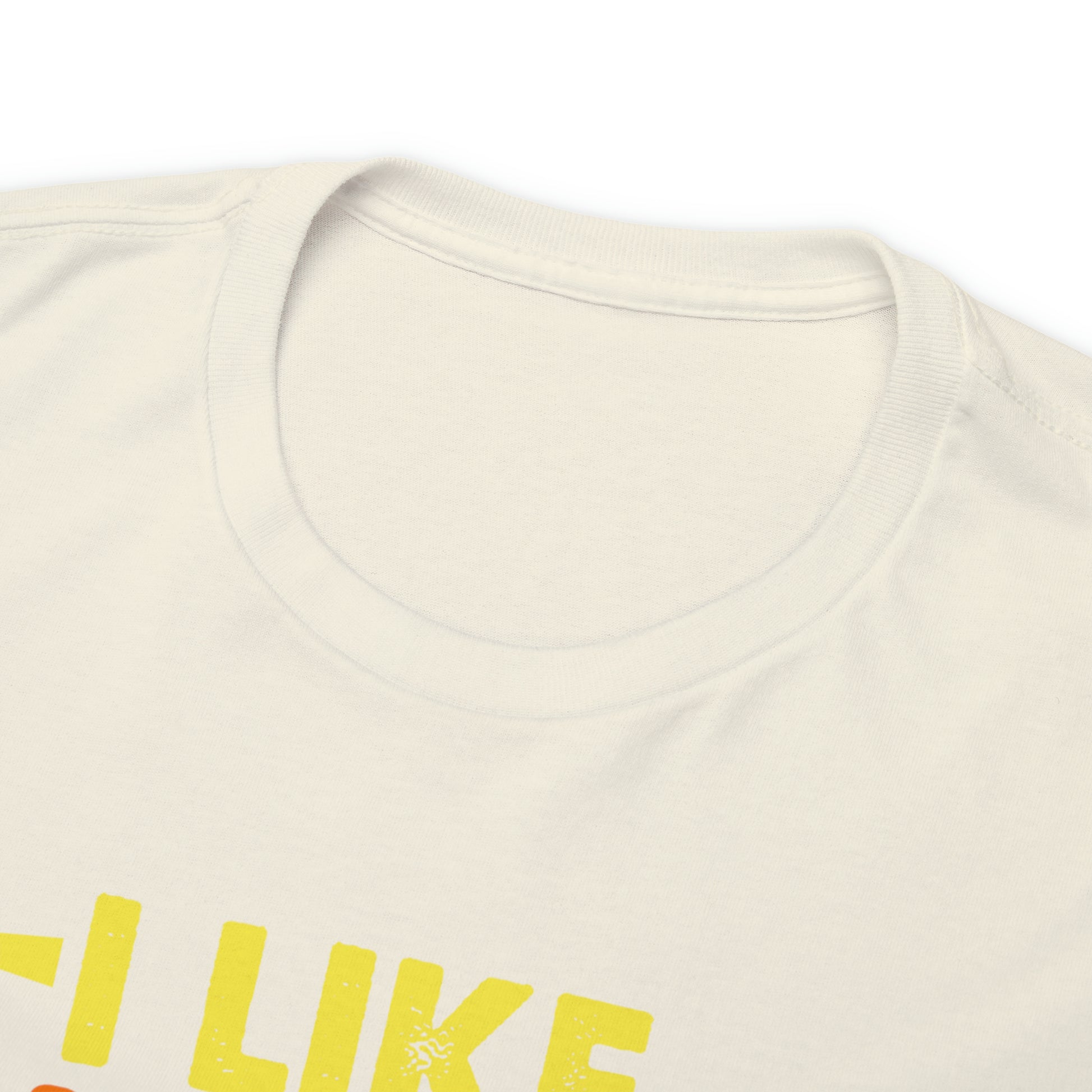"I Like Hunting & Maybe 3 People" T-Shirt - Weave Got Gifts - Unique Gifts You Won’t Find Anywhere Else!