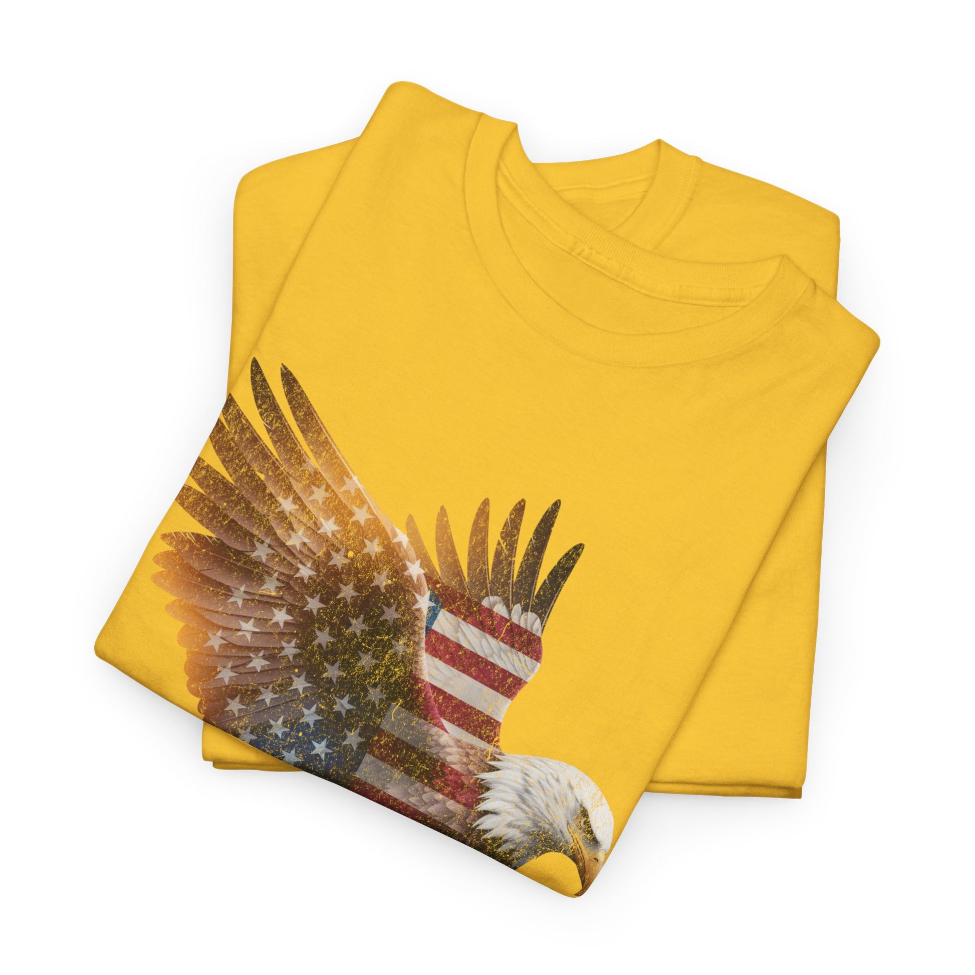 Detailed eagle graphic tee for patriotic holidays

