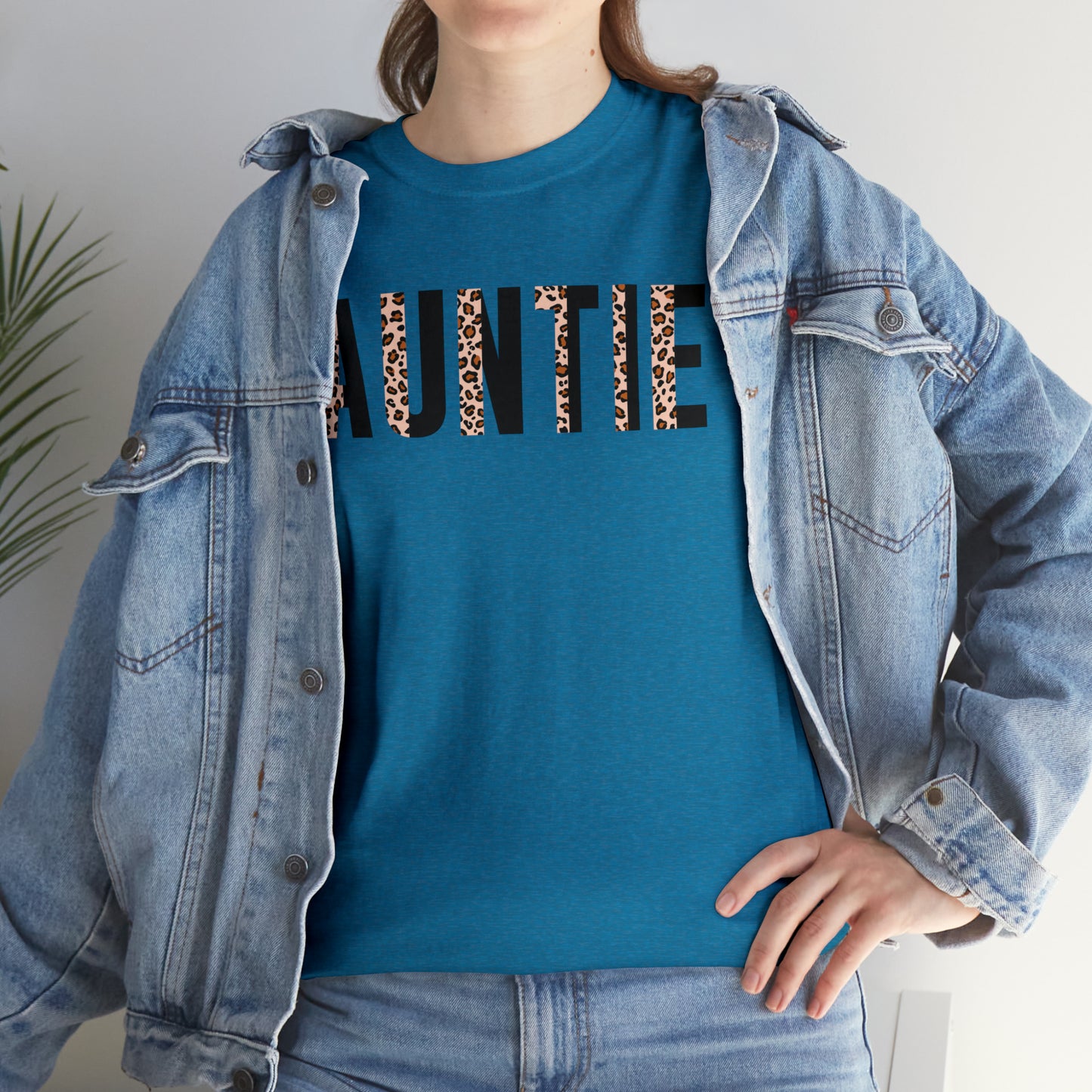 "Auntie" T-Shirt - Weave Got Gifts - Unique Gifts You Won’t Find Anywhere Else!