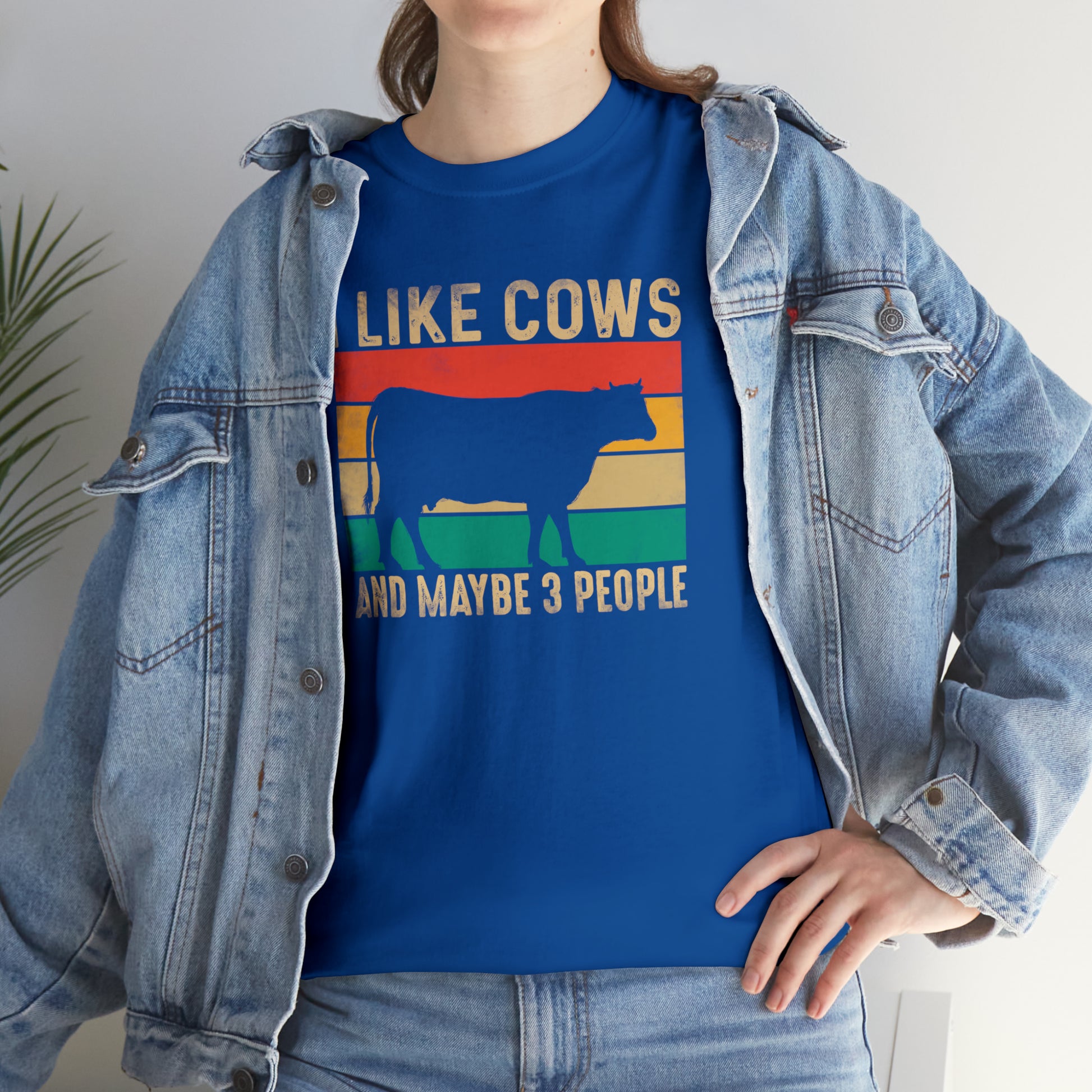 "I Like Cows & Maybe 3 People" T-Shirt - Weave Got Gifts - Unique Gifts You Won’t Find Anywhere Else!