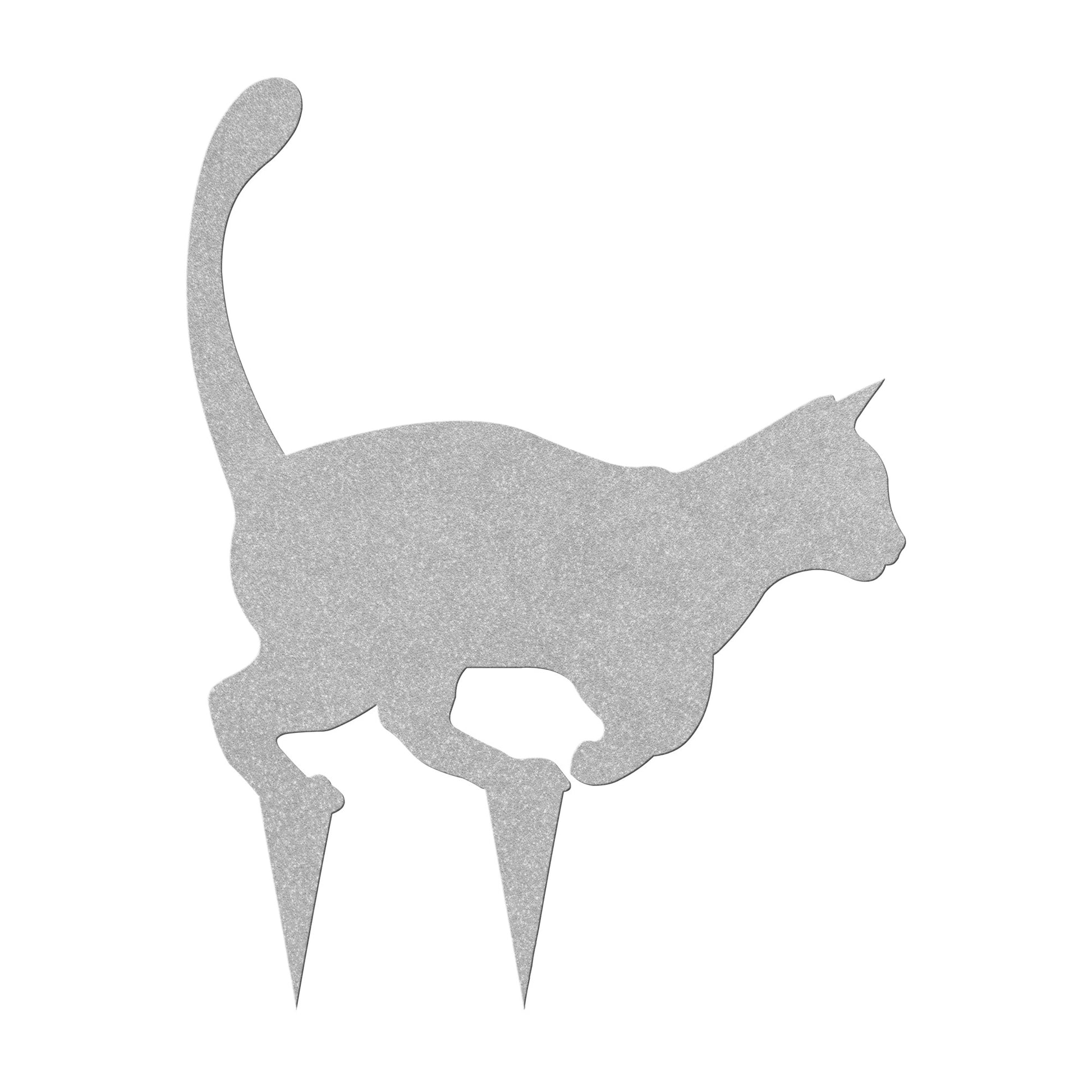 Rustic metal cat garden sculpture perfect for cat lovers
