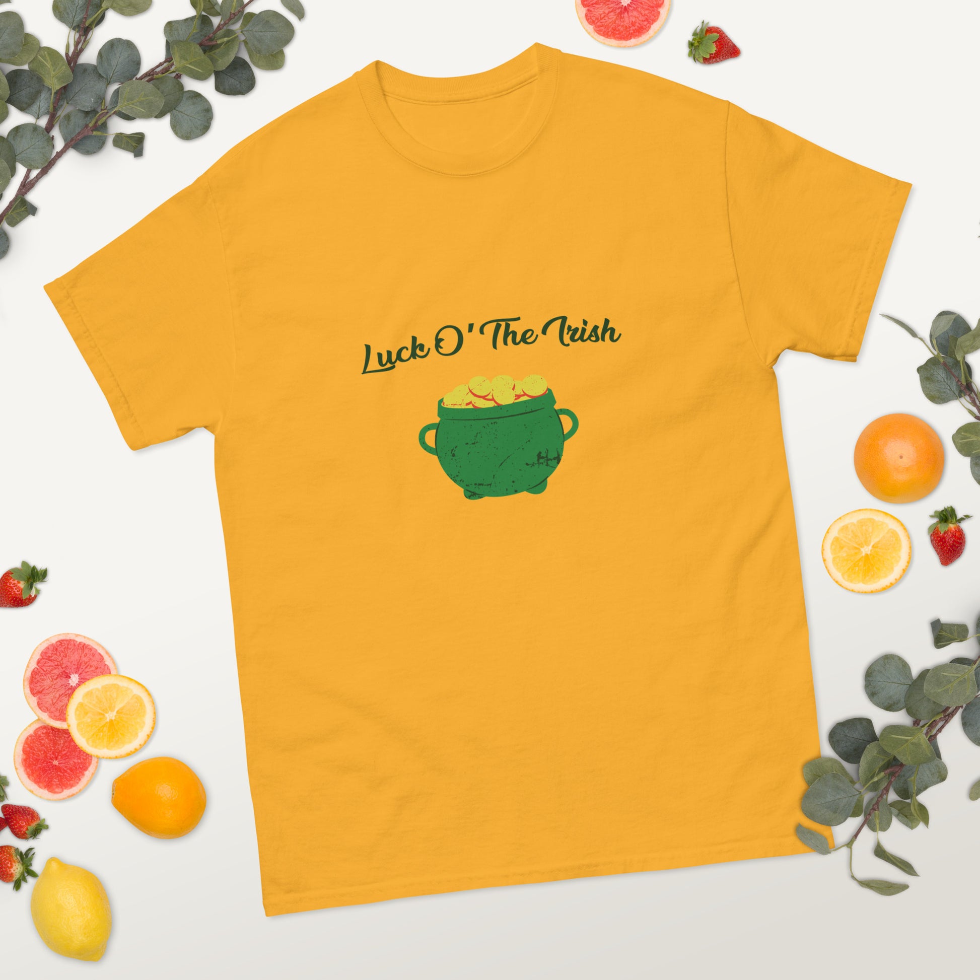 Durable cotton "Luck O’ The Irish" t-shirt with sharp lines
