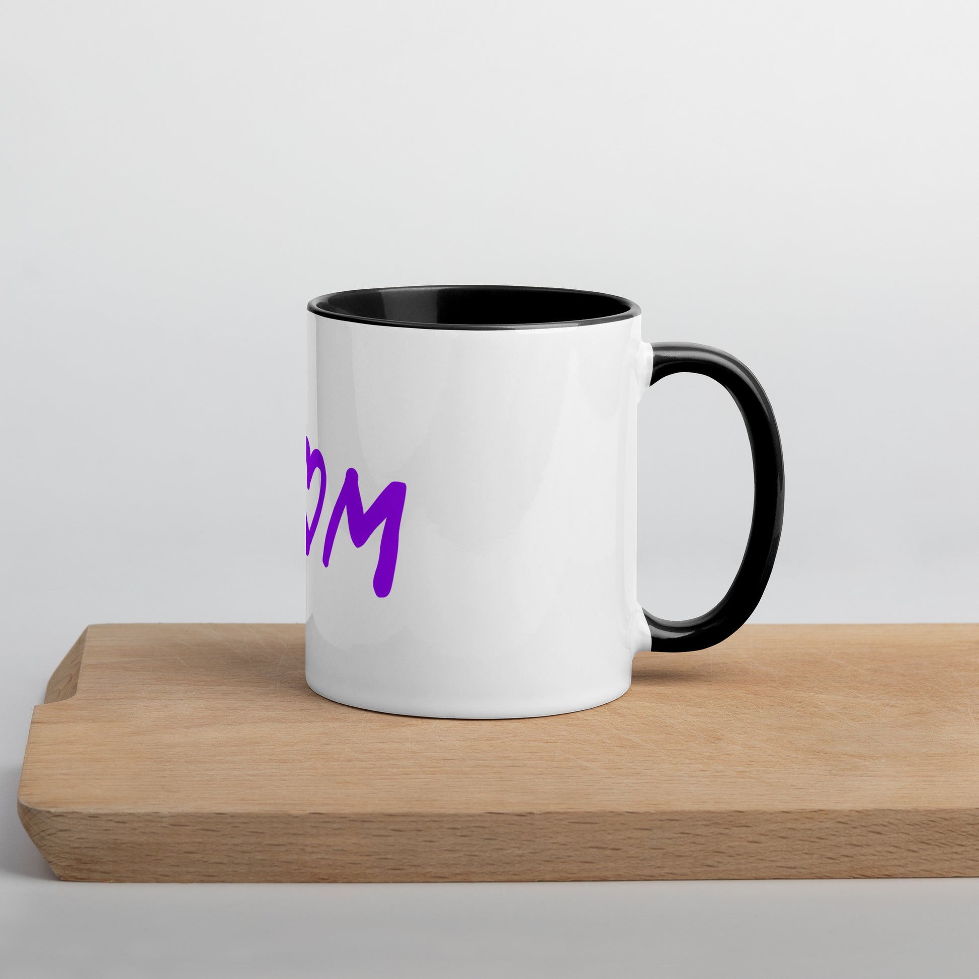 New mom coffee mug with heart in the “O” of Mom
